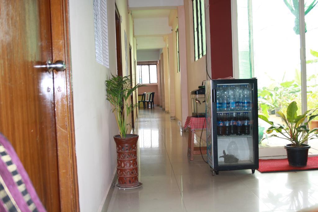 Hotel Minerva Residency Bangalore Esterno foto