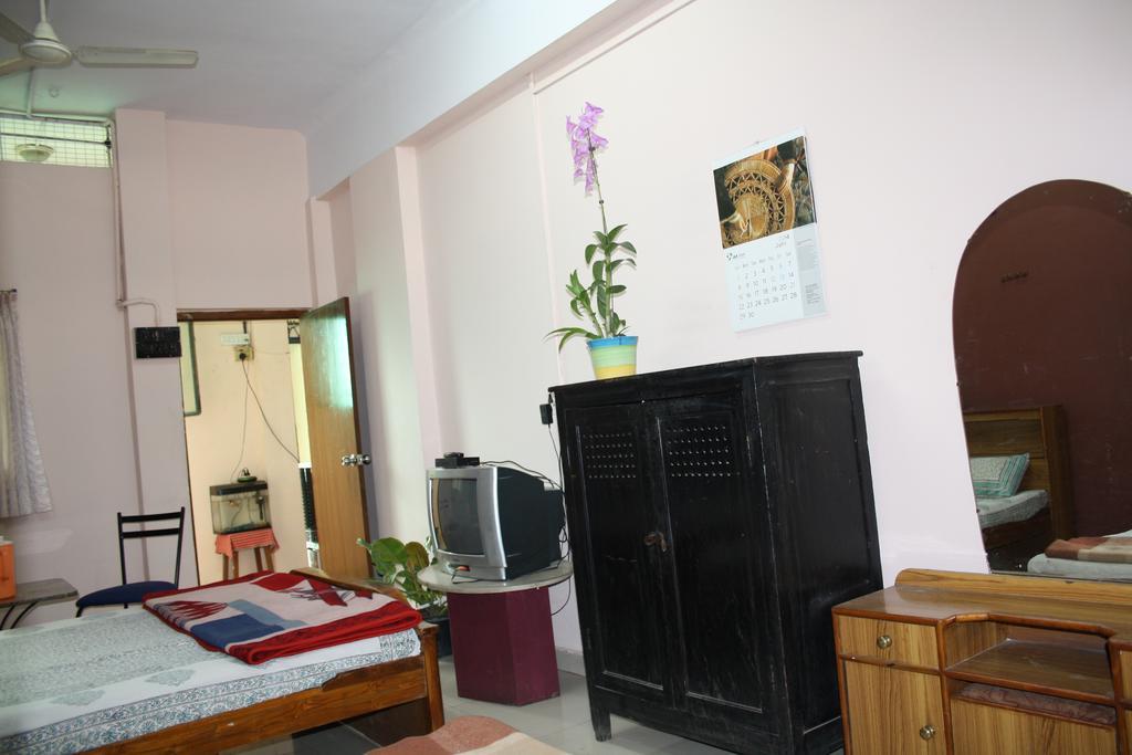 Hotel Minerva Residency Bangalore Esterno foto