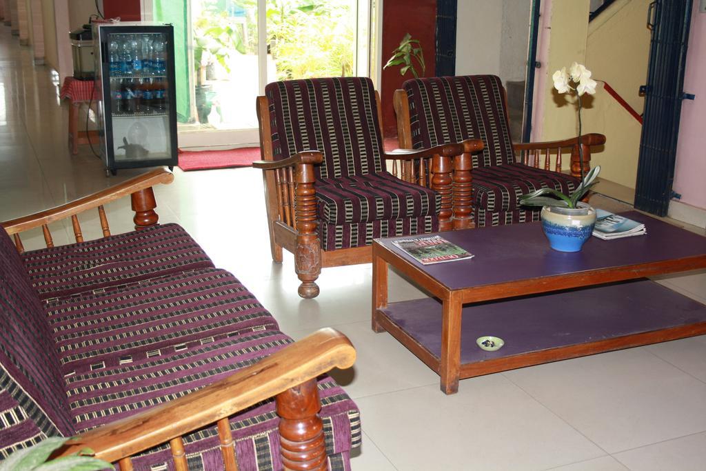 Hotel Minerva Residency Bangalore Esterno foto