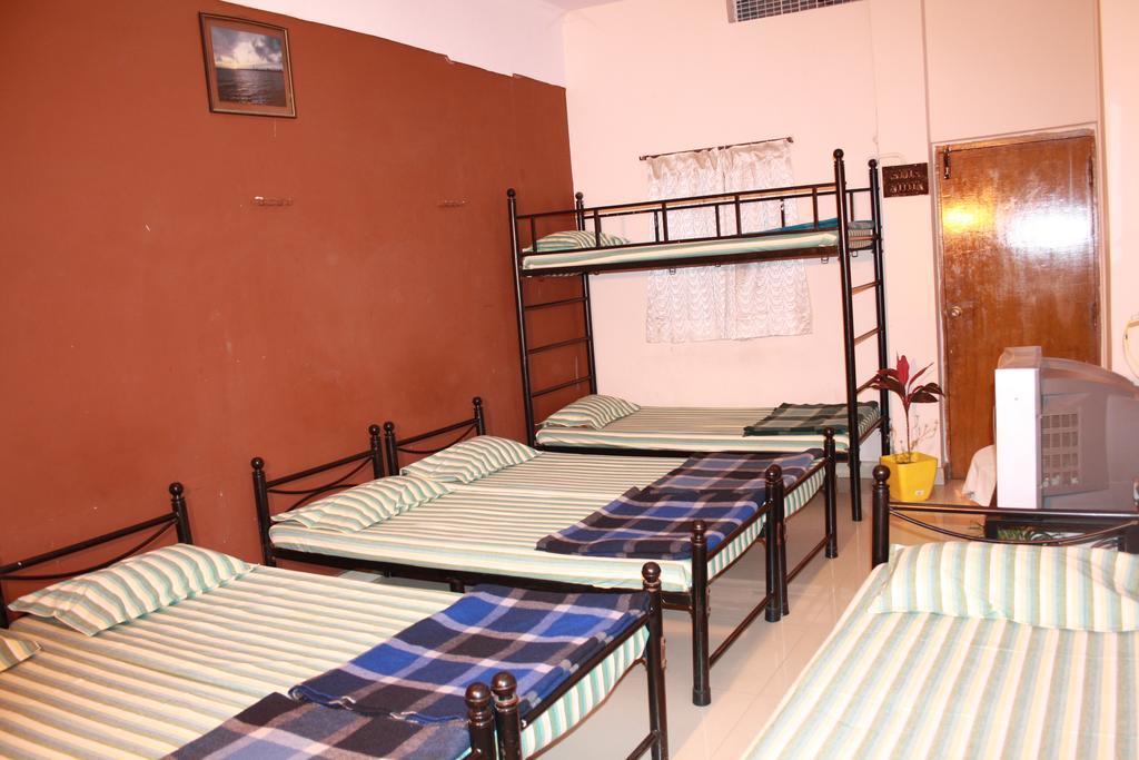 Hotel Minerva Residency Bangalore Esterno foto
