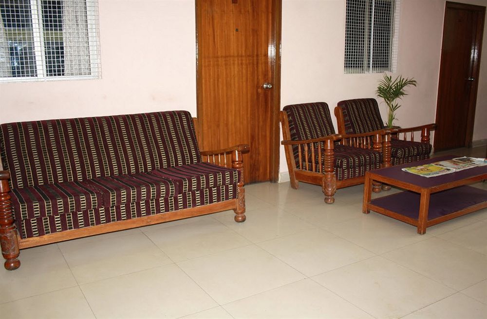 Hotel Minerva Residency Bangalore Esterno foto