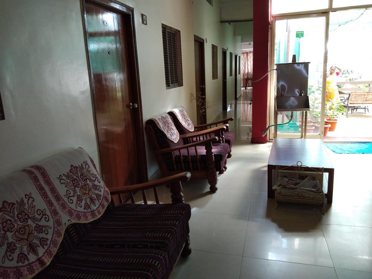 Hotel Minerva Residency Bangalore Esterno foto